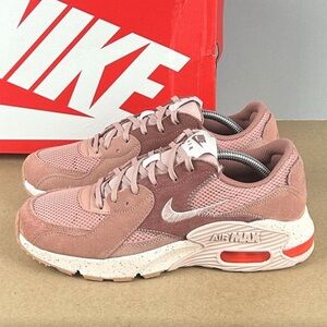 NWOB Nike Air Max Excee Rose Whisper Pink Oxford Athletic Shoes Womens 7.5 Low